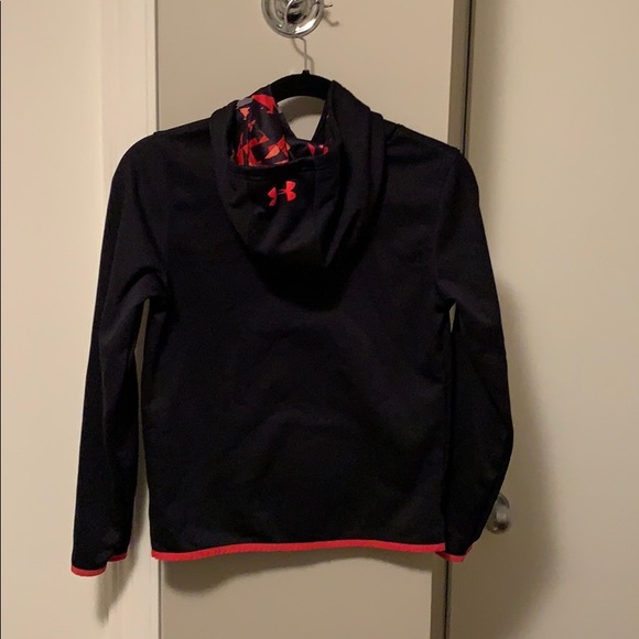 Boys UA hoodie - Picture 2 of 4